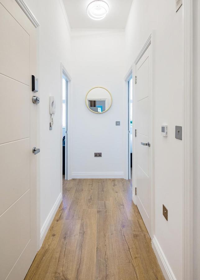 London Paddington Station Apartments Exterior photo