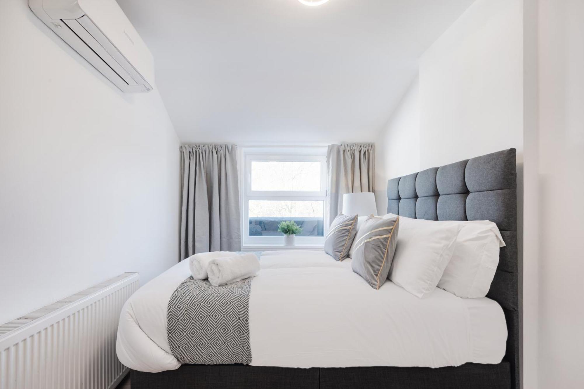 London Paddington Station Apartments Exterior photo