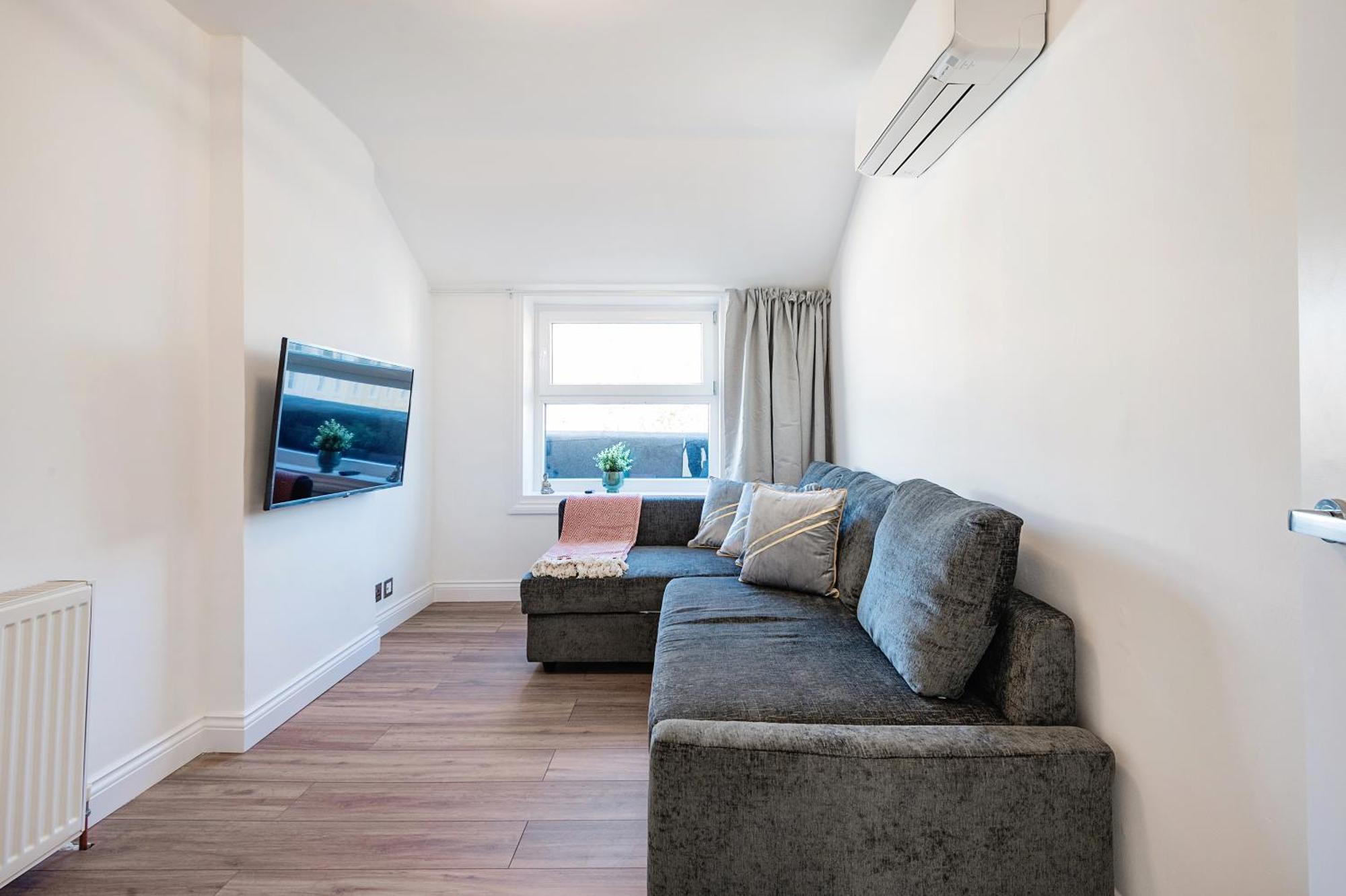 London Paddington Station Apartments Exterior photo